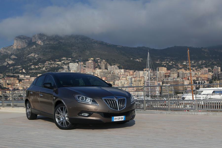  Lancia Delta 1.8 DiTurbo 2009 года  (фото 33 из 43)